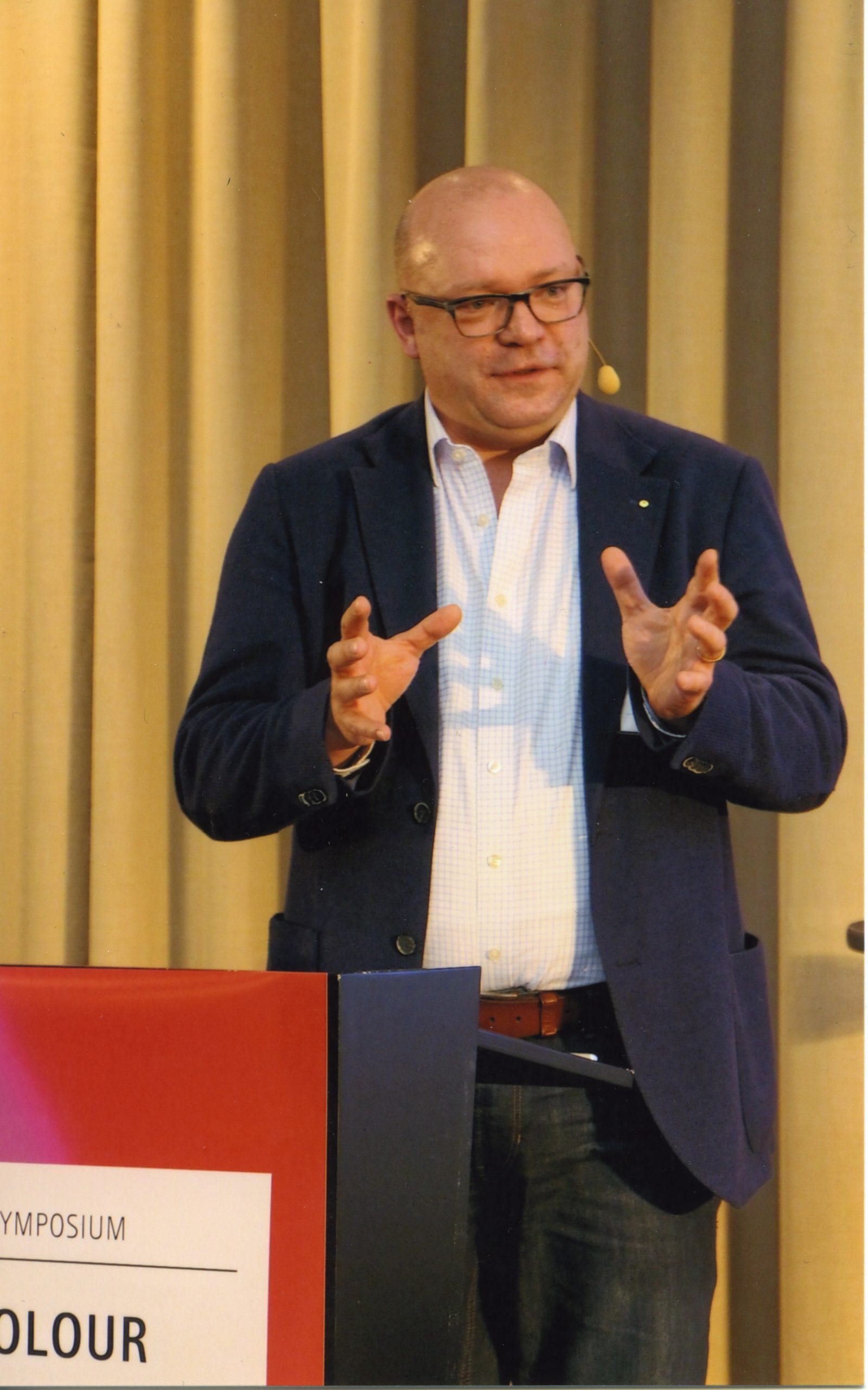 Matthias Betz beim Vortrag auf dem Fogra Colormanagement Symposium 2020
